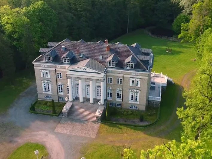 Herrenhaus Tüschow, Germany